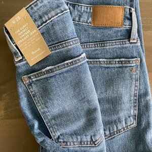 Madewell | The Curvy Perfect Vintage Straight Jean | Size 28